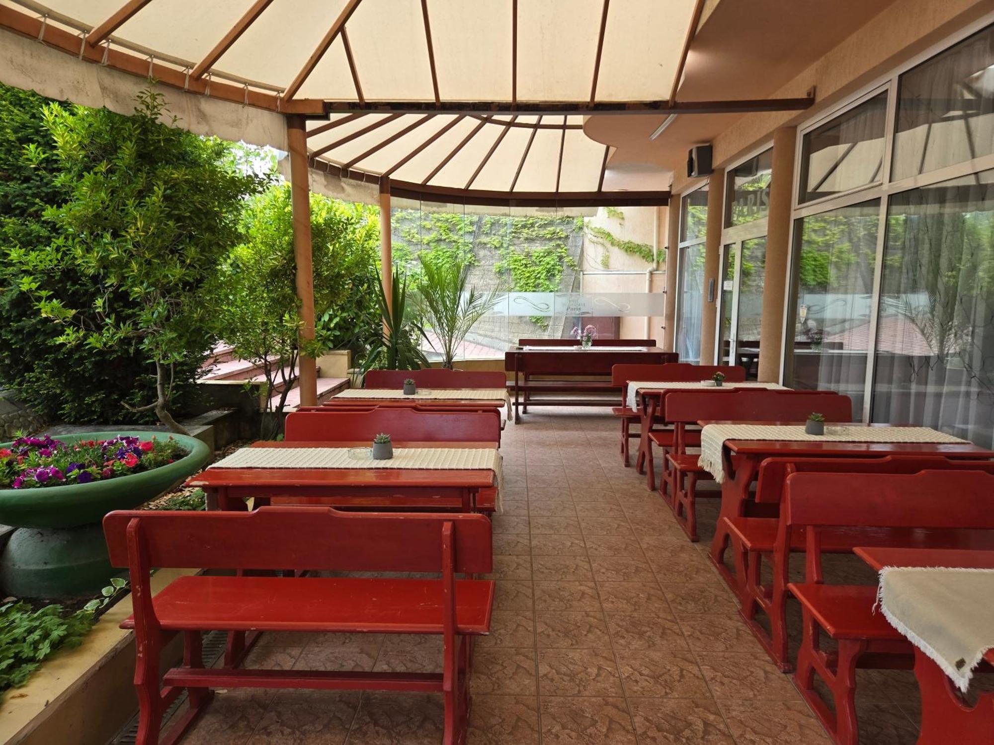בלצ'יק Hotel Paris Relax Zone מראה חיצוני תמונה
